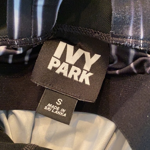 Ivy Park V-Back Mesh Inset Tank SZ S - Picture 6 of 6